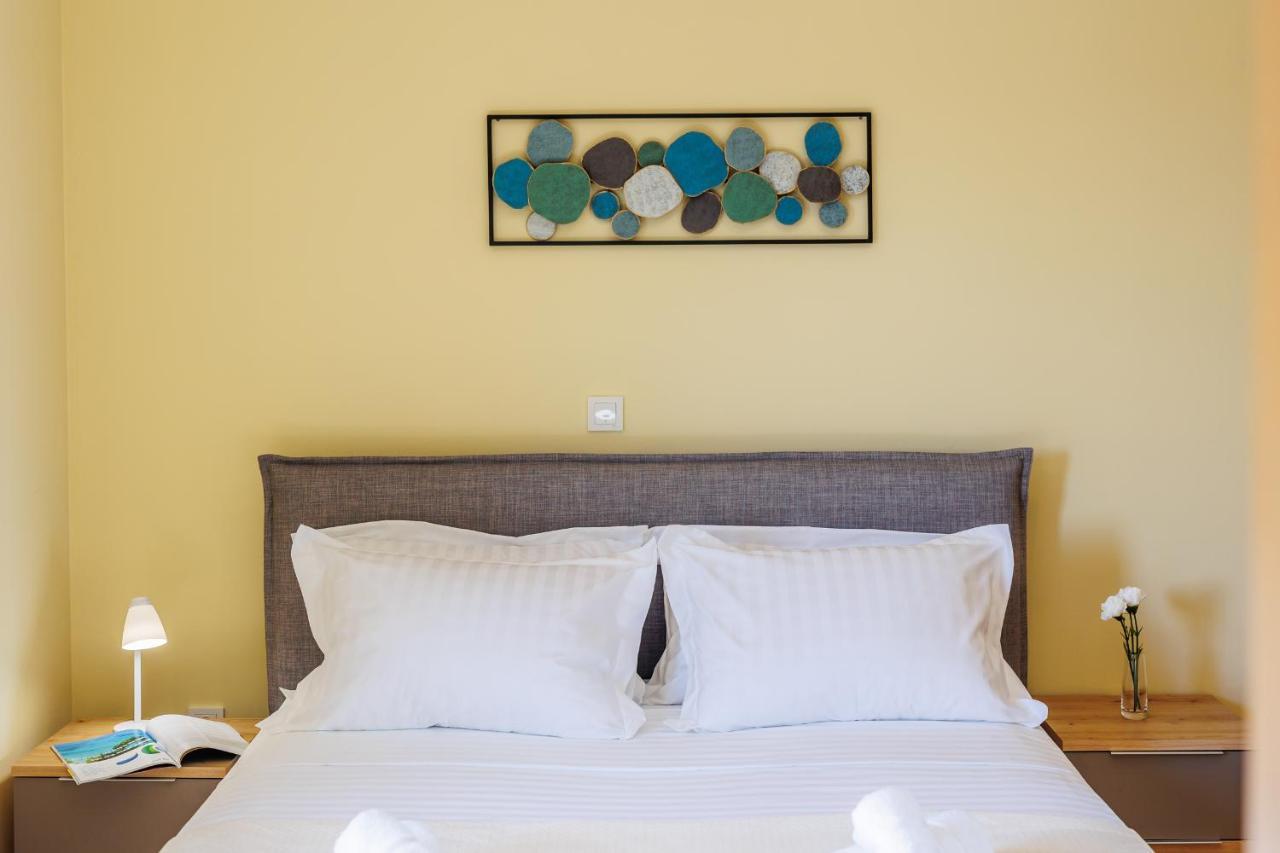 Villa Queen Jelena Galižana Esterno foto